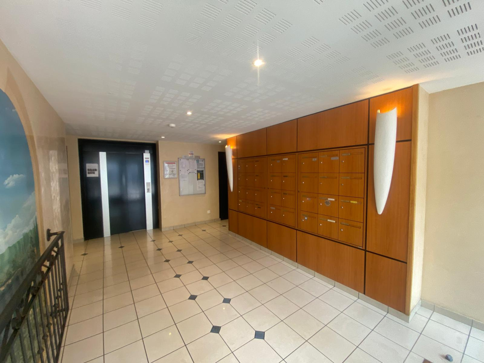 Image_, Appartement, Bron, ref :000170