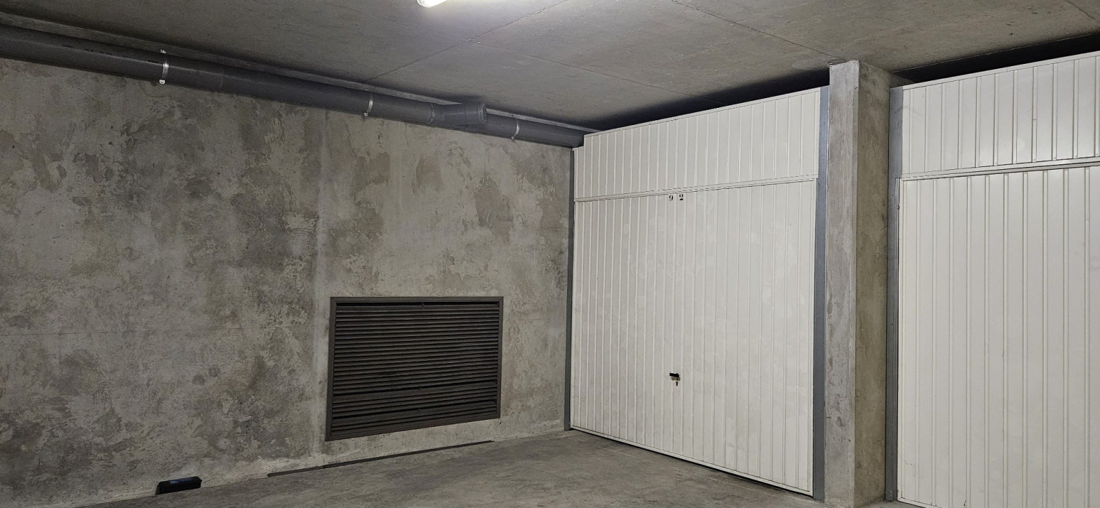 Image_, Garage, Lyon, ref :000172