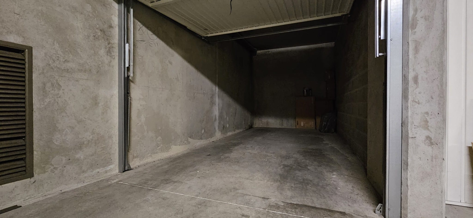 Image_, Garage, Lyon, ref :000172
