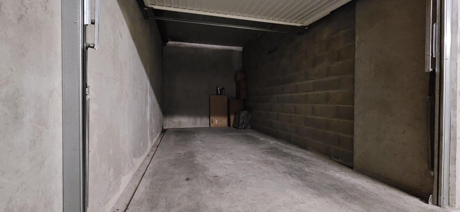 Image_, Garage, Lyon, ref :000172